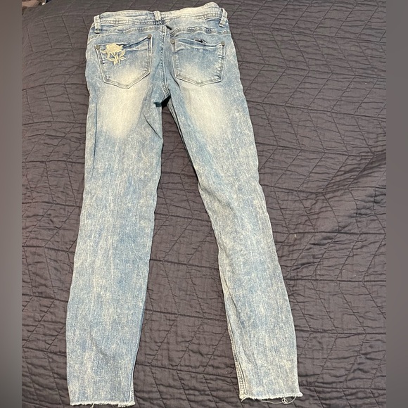 Low Rise Ripped Skinny Jeans - Picture 2 of 2